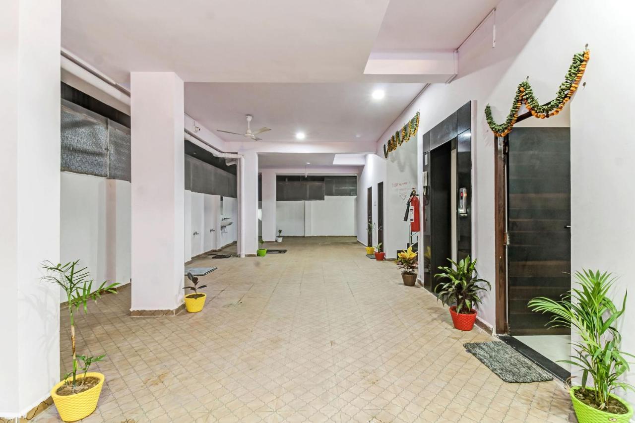 נאגפור Oyo Vrindavan Inn מראה חיצוני תמונה